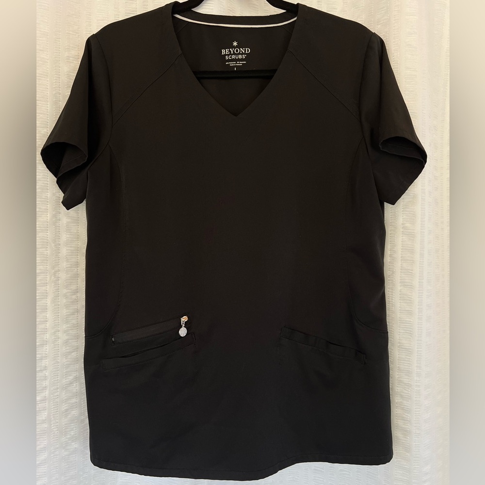 BLACK Beyond Scrubs Faith V-Neck Top - Harmony Collection